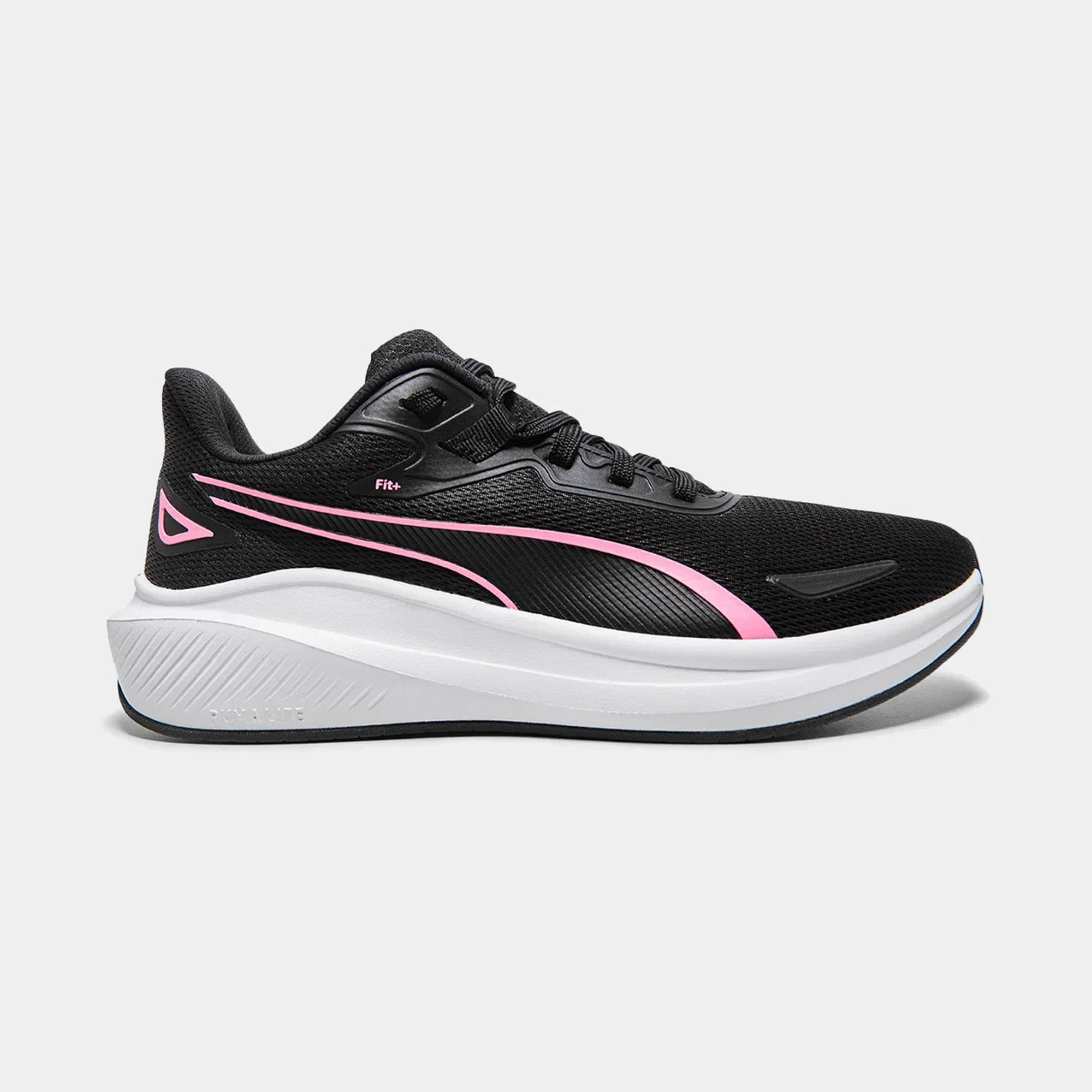 Chaussures de course Puma modèle pour femmes