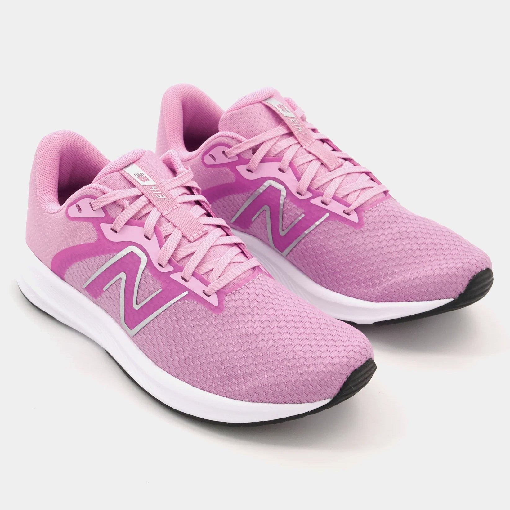 New Balance 413