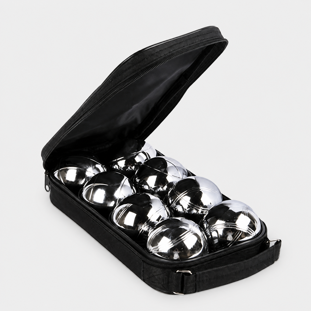 Lot de 8 boules de pétanque chromées